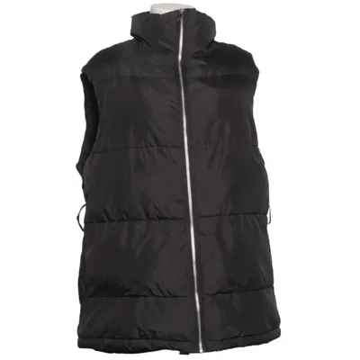 Ytterväst (Oversize Puffer Vest) från NLY Trend Polyester