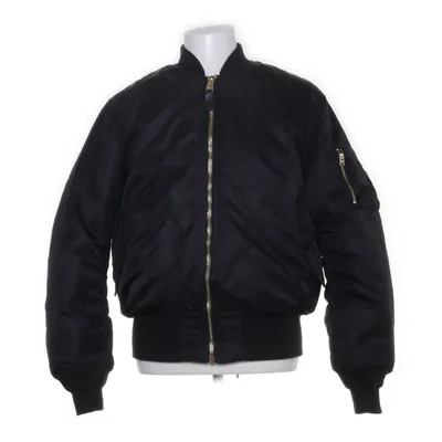 Vändbar jacka (MA-1) från Alpha Industries