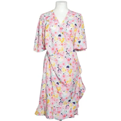Omlottklänning (Rosa, Flerfärgad) från Vero Moda Curve Återvunnen polyester
