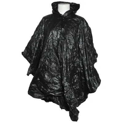 Regnponcho (Sort) fra Knuthenborg Safaripark