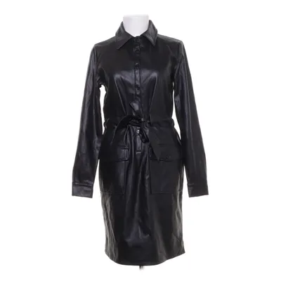 Kappa (Svart) från Gine Margrethe x NA-KD Polyester