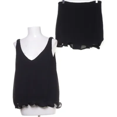 Sæt (Frill Hem Top, Frill Hem Mini Skirt) fra NA-KD Polyester