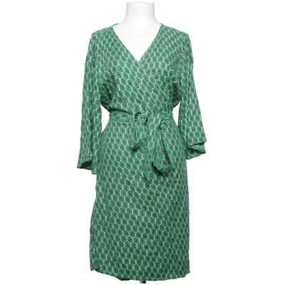 Slå-om-kjole (Grøn) fra Kaffe Viscose