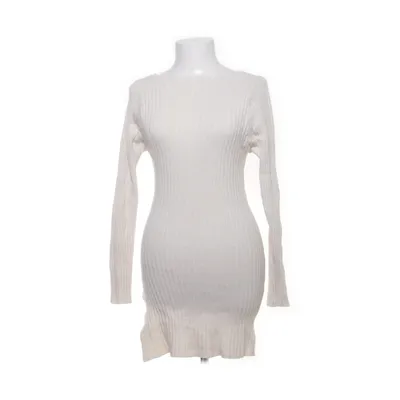Robe (Beige) Polyamide, Polyester, Viscose