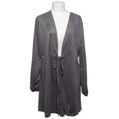 Robe portefeuille (Gris) de Valentina Polyester