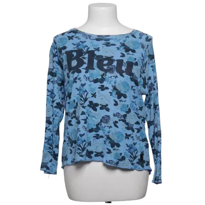 Långärmad t-shirt (01. First, blå somrig, höstig, växter, blommor, blommig tröja, blue summer flowers sweater, långärmad T-shirt, storlek S eller 36, samt passar XS eller 34) från 01 First