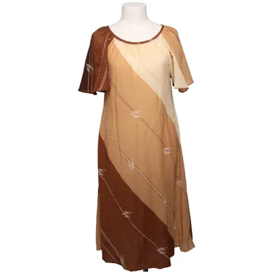 Klänning (Brun, Beige, Vit) från Heikkilä Polyester