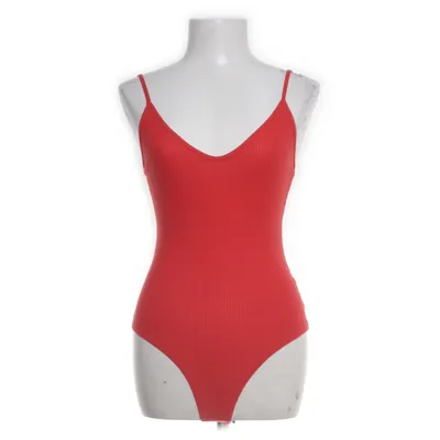 Body (Röd) från Bik Bok