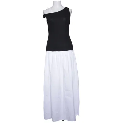 Maxi dress (Black, White) from ASOS Design