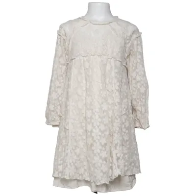Klänning (Zara • spetsklänning • klänning 140 • flicka • beige • blommig spets • långärmad • festklänning • kalas • sommarklänning • romantisk stil • fin till bröllop • cottagecore • boho • vintage vibe) från Zara