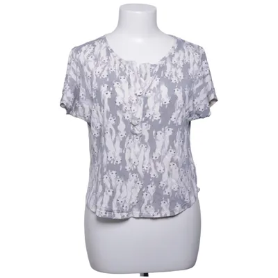 Haut (Gris, Blanc) de Camilla Norrback Soie