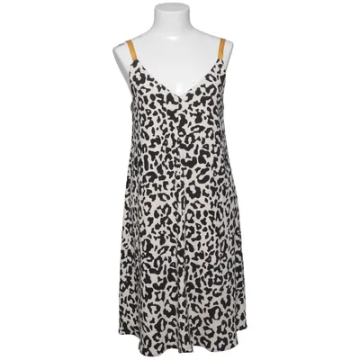 Dress (White, Black, Beige) from Reserved YFL