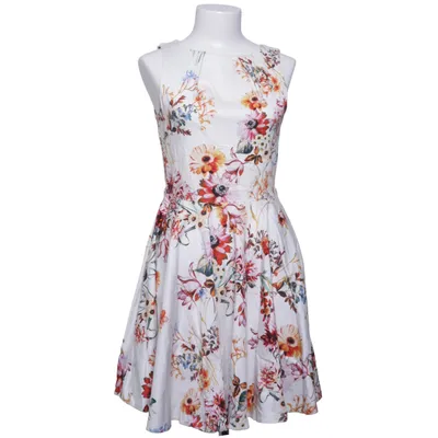 Klänning (Vit, Flerfärgad) från Closet London Bomull, Elastan