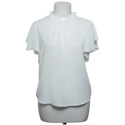 Top (White) from Boohoo