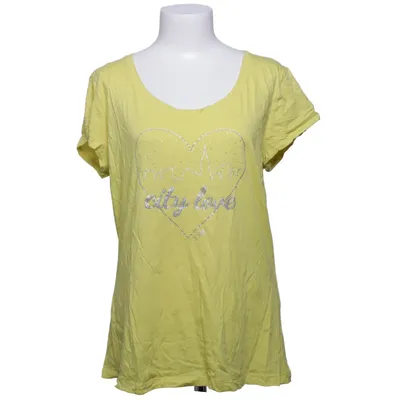 T-shirt (Gul) fra New York & Company Bomuld