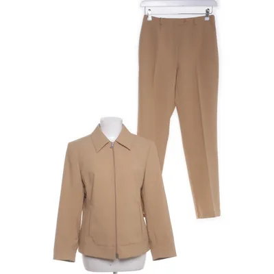 Suit (Beige) from Collection Chalice Polyester