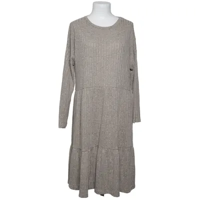 Robe (Beige) de Sisters Point Élasthane, Polyester, Viscose