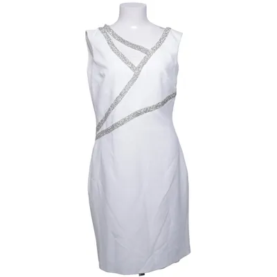 Robe de cocktail (Blanc) de Rengin Polyester