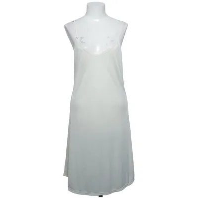 Slip (Beige) from Missya Polyester