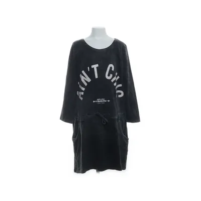 Klänning (Grå) från Biggy Fashion