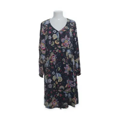 Klänning (Svart, Flerfärgad) från Tatuum Viskos