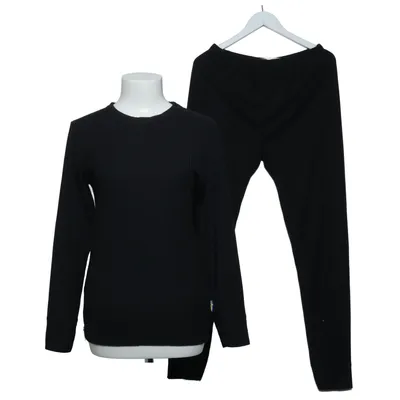 Mjukisset (Svart) från Basecamp Polyester