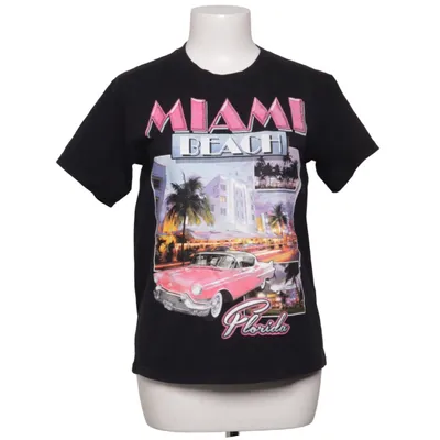 T-shirt (Black, Multicolored) from Gildan Cotton