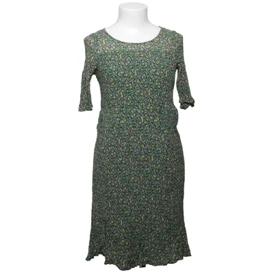 Klänning (Grön, Flerfärgad) från Caroll Silke, Viskos