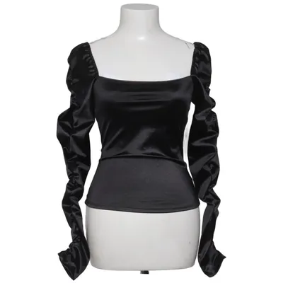 Topp (Ruched Arm Satin Top) från NLY One Elastan, Polyester