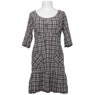 Klänning (Svart, Vit) från Indiska