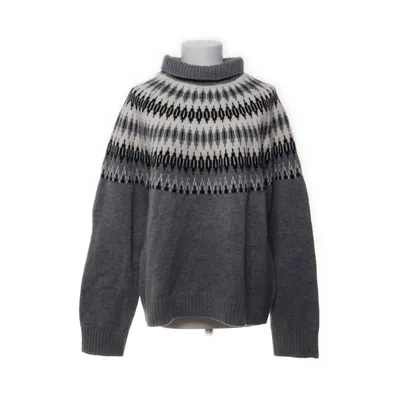 Turtleneck (Gray, White, Black) from WERA Wool