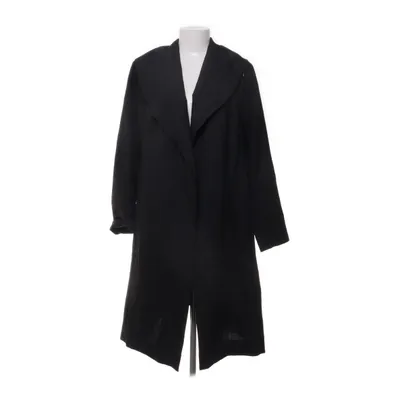 Kappa (Svart) från Almia Linne, Polyester, Viskos