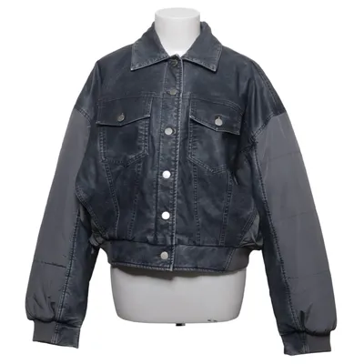 Jacka (Grå) från Urban Revivo Polyester, Polyuretan, Viskos