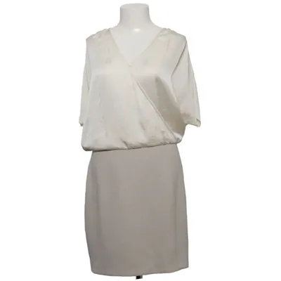 Klänning (Vit) från Fairly Polyester
