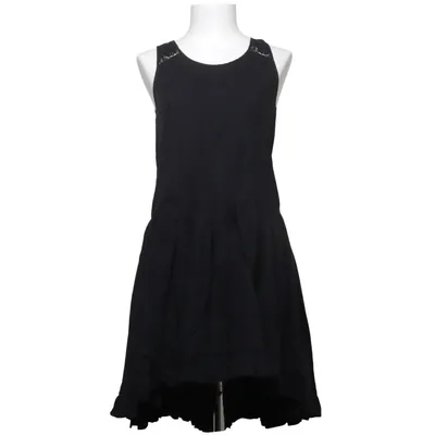 Klänning (Svart) från Size 8 Needle Bomull