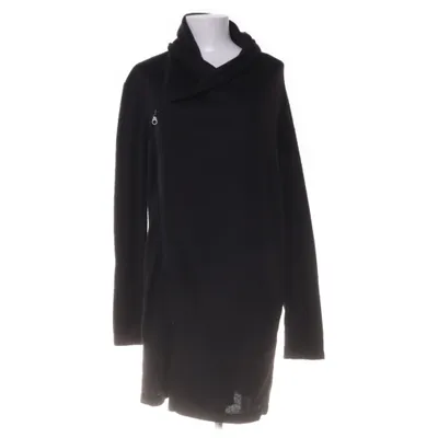 Kappa (Svart) från MNML Polyester