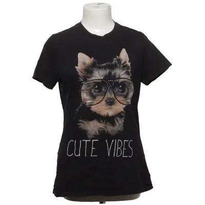 T-shirt (Cute Vibes) från Goodie Two Sleeves Bomull
