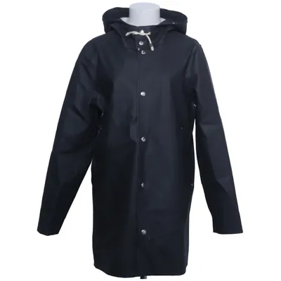 Raincoat (Black) from Stutterheim Cotton, Polyester