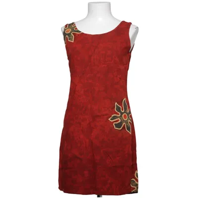 Klänning (Röd, Flerfärgad) från Mississippi
