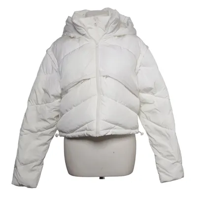 Winter jacket (White) from Alo Yoga