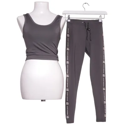 Ensemble de vêtements de sport (W.LOGO SPORT TOP) de Svea Élasthane, Polyester