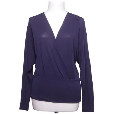 Slå-om bluse (Blå) fra Filippa K Polyamid, Viscose