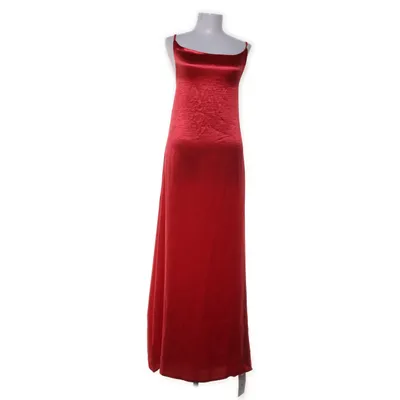 Avondjurk (Rood) van Bella Barnett