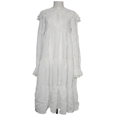 Robe longue (Blanc) de AVAVAV Viscose