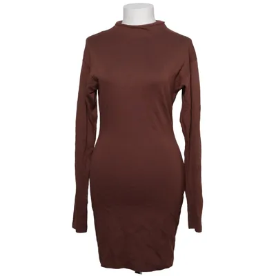 Jurk met col (Bruin) van Selma Omari x Na-KD Elastaan, Modal, Polyester