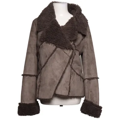 Veste en peau de mouton retournée (Marron) de Okay Polyester