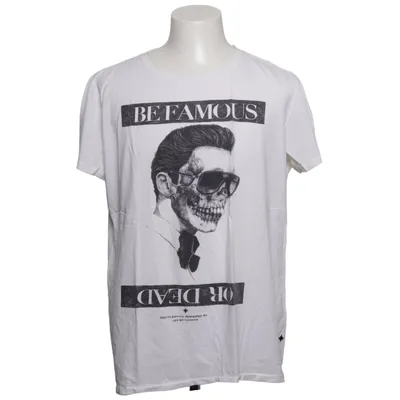T-shirt (Gentleskull) from Les Benjamins