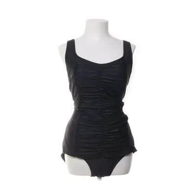 Swimsuit (Black) from Wiki
