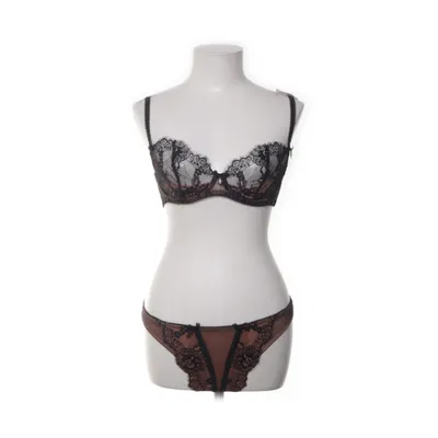 Underklädesset (Savoir Faire) från Von Follies by Dita Von Teese Elastan, Nylon