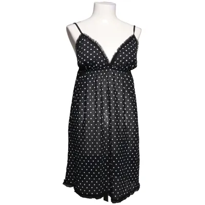 Negligee (Black, White)